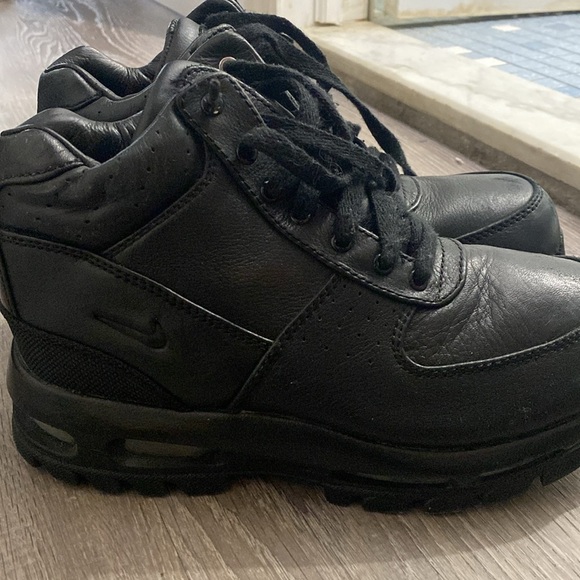 Nike ACG waterproof leather boots “Conditions Gear” Size 5Y UGC - Picture 3 of 7